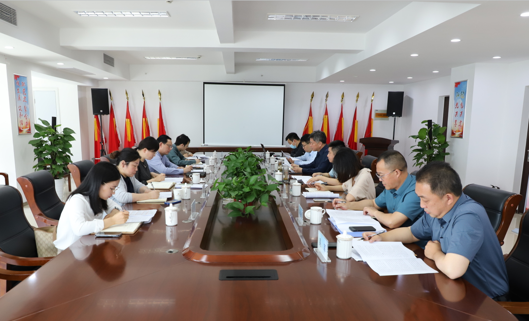 6.8集團(tuán)黨委委員、副總經(jīng)理李益帶隊(duì)調(diào)研綠陽(yáng)集團(tuán).png